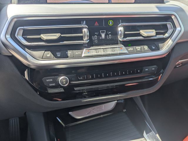 Used 2024 BMW X3 sDrive30i w/ Convenience Package w/ZPA RWD image 23