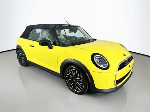 Used 2025 MINI Cooper S FWD image 7