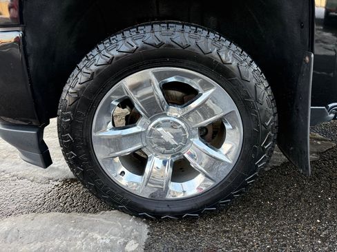 Used 2018 Chevrolet Silverado 1500 LTZ image 9