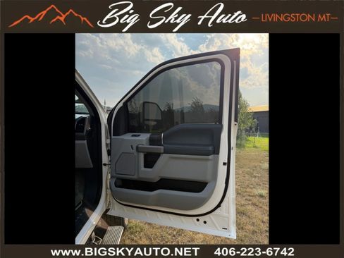 Used 2022 Ford F350 Limited w/ FX4 Off-Road Package AWD/4WD image 16