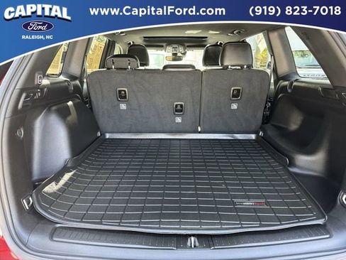 Used 2024 Jeep Grand Cherokee Altitude AWD/4WD image 16