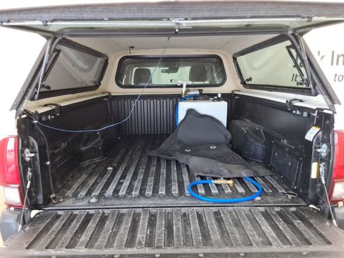 Used 2021 Toyota Tacoma SR RWD image 19