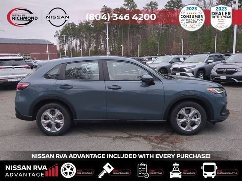 Used 2025 Honda HR-V LX image 4