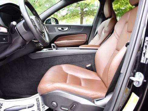 Used 2024 Volvo XC60 B5 Plus w/ Climate Package AWD/4WD image 13