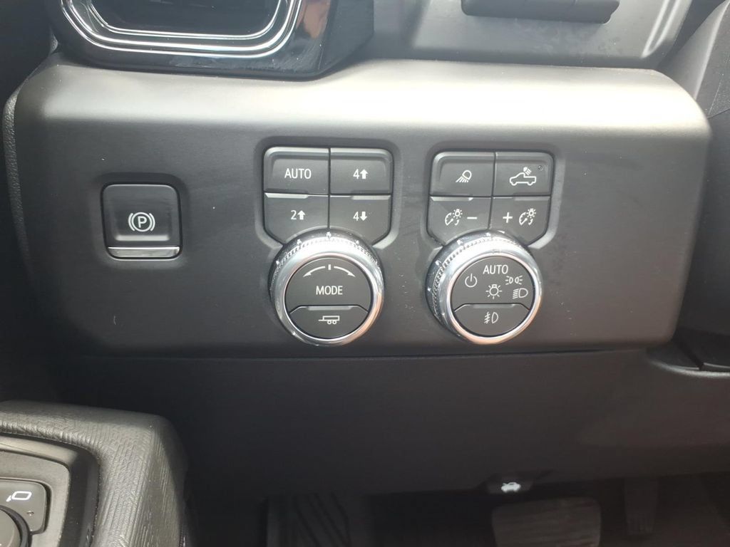 New 2026 GMC Sierra 1500 AT4X w/ AT4X AEV Edition AWD/4WD image 19