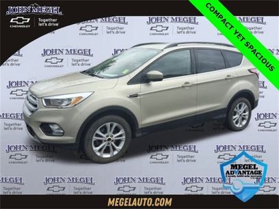 Used 2018 Ford Escape SE w/ SE Sync 3 Package