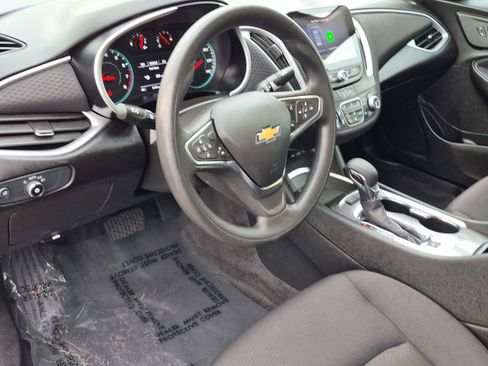 Used 2024 Chevrolet Malibu LT FWD image 18