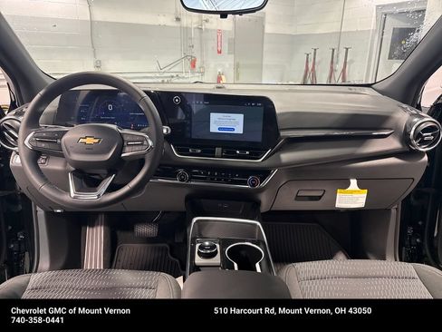 New 2026 Chevrolet Equinox LT w/ Safety and Technology Package AWD/4WD image 38