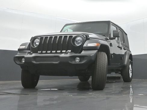 Certified 2022 Jeep Wrangler Unlimited Sport image 27