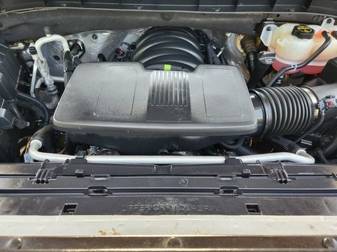 Used 2024 GMC Sierra 1500 AT4 w/ Technology Package AWD/4WD image 32