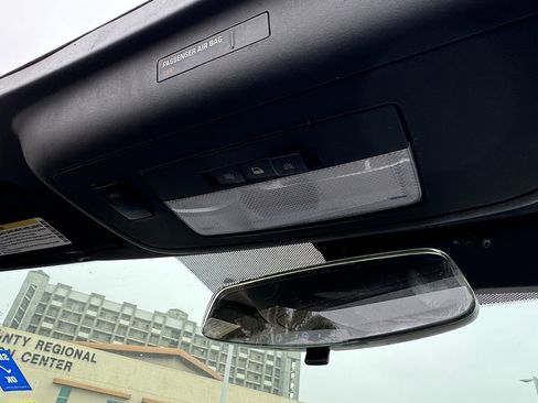 Used 2015 Chevrolet Camaro LT image 8