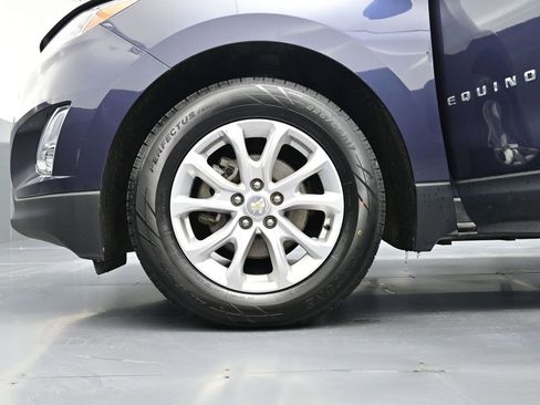 Used 2019 Chevrolet Equinox LS image 17