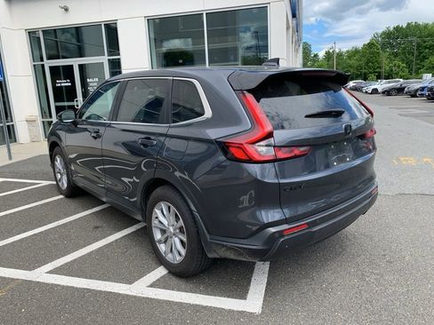 Used 2023 Honda CR-V EX-L image 3