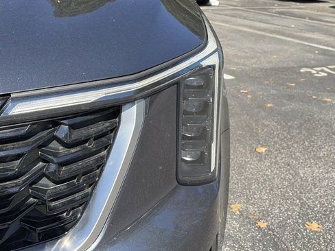 Used 2024 Kia Sorento S image 9