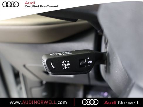 Certified 2025 Audi Q5 Premium w/ Convenience Package AWD/4WD image 27