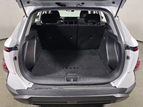 Certified 2025 Hyundai Kona SEL AWD/4WD image 10