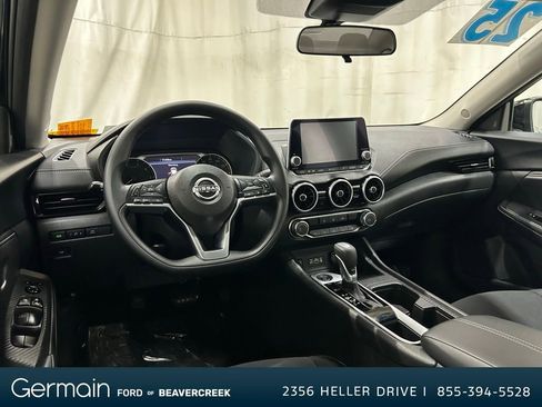 Used 2025 Nissan Sentra SV image 14