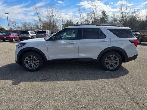 New 2026 Ford Explorer Active image 6