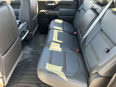 Used 2021 GMC Sierra 2500 Denali w/ Technology Package AWD/4WD image 25