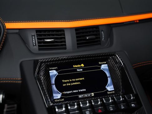 Used 2018 Lamborghini Aventador S image 43