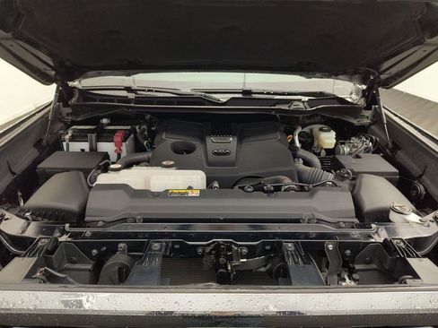 Used 2022 Toyota Tundra Platinum image 31
