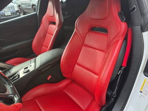 Used 2019 Chevrolet Corvette Stingray Coupe w/ Battery Protection Package image 26