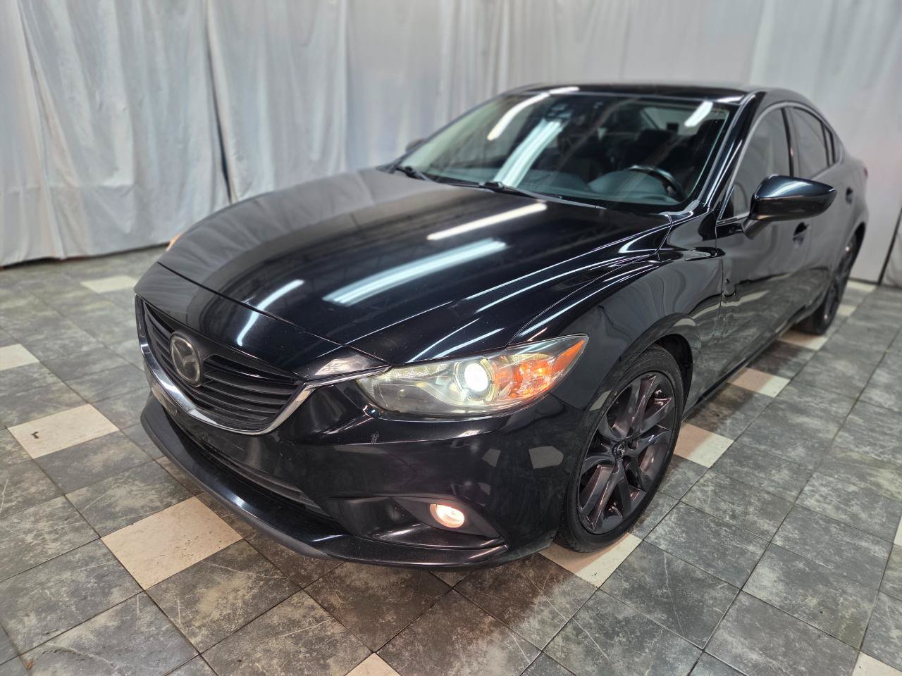 Used 2015 MAZDA MAZDA6 Grand Touring w/ GT Technology Package FWD image 2