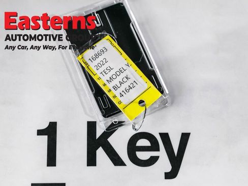 Used 2022 Tesla Model Y Performance image 22