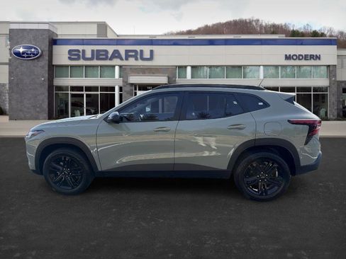 Used 2025 Chevrolet Trax ACTIV w/ Driver Confidence Package image 7