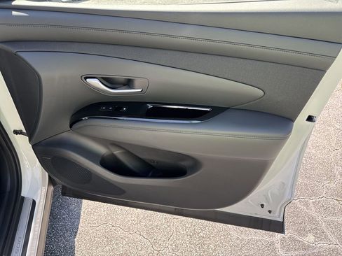 New 2025 Hyundai Tucson Limited image 14