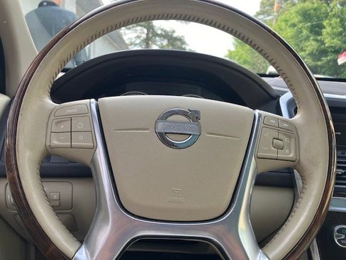 Used 2013 Volvo XC60 T6 image 18