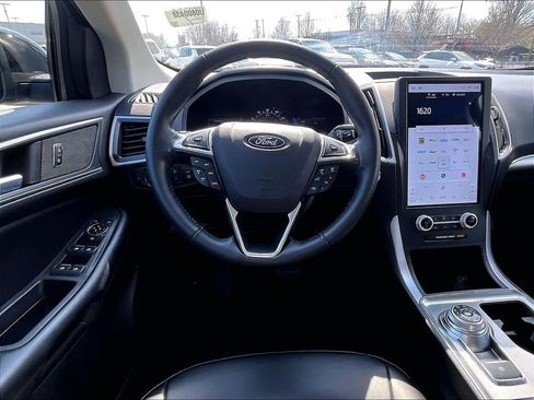 Used 2022 Ford Edge SEL w/ Convenience Package AWD/4WD image 17