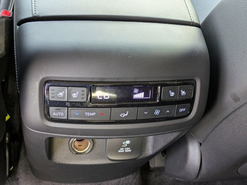 Used 2025 Hyundai Palisade Limited image 15