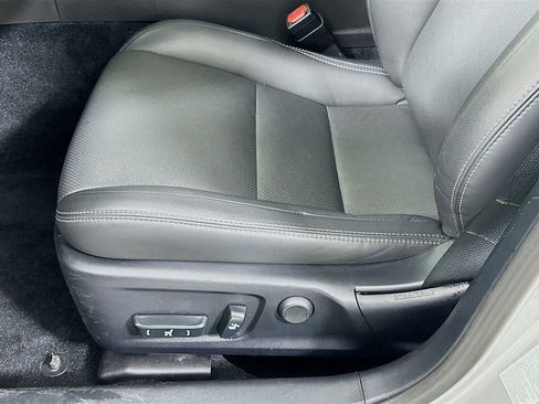 Used 2014 Lexus IS 350 w/ Navigation Package RWD image 20