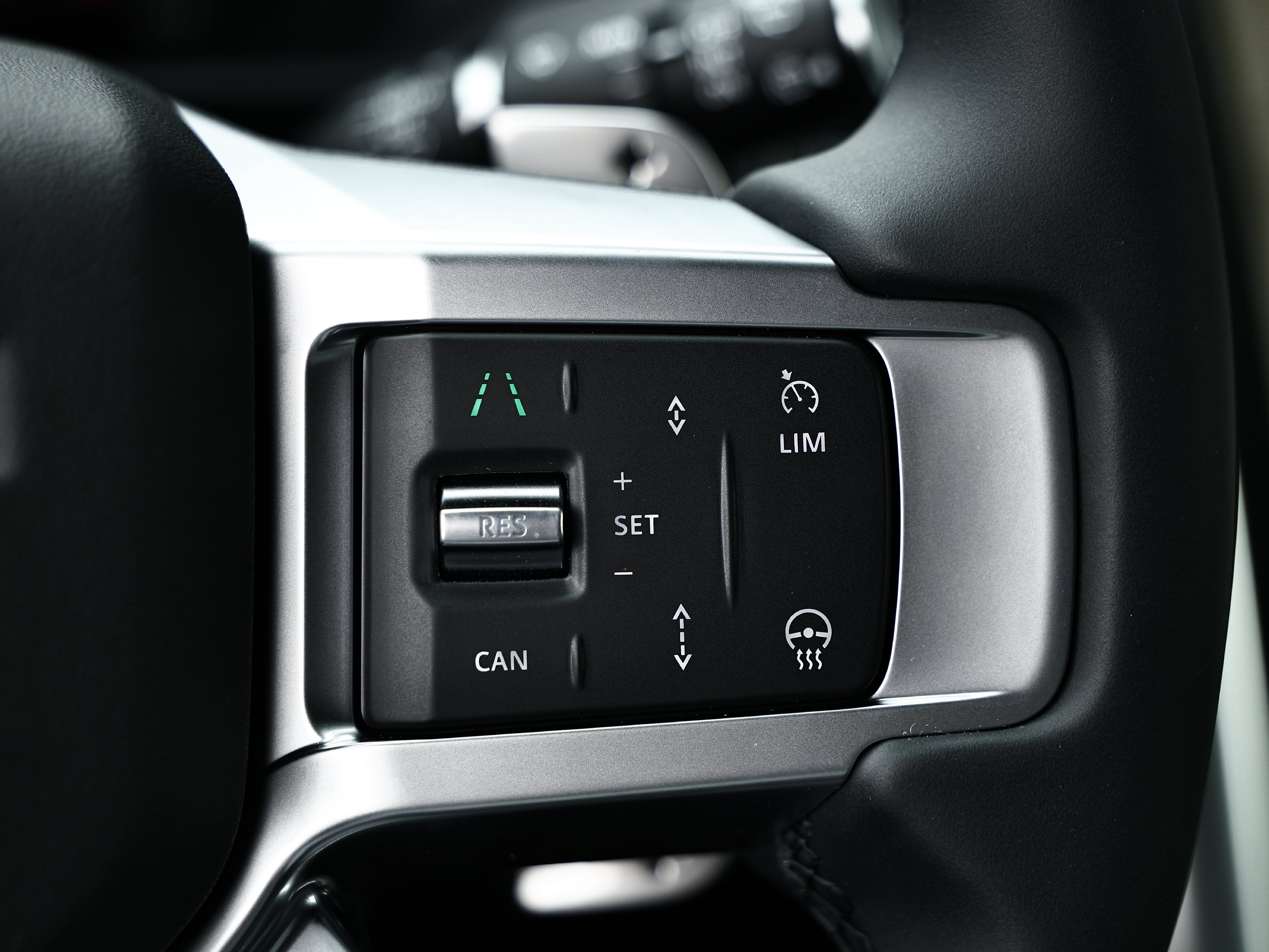 New 2026 Land Rover Discovery Dynamic SE AWD/4WD image 42