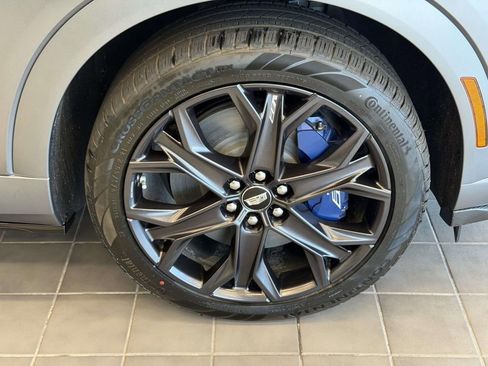 New 2026 Cadillac Optiq V w/ Magnus Launch Edition AWD/4WD image 7