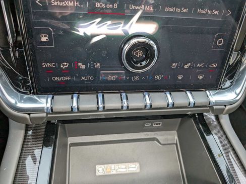 New 2026 GMC Yukon XL Elevation w/ Elevation Premium Package image 27