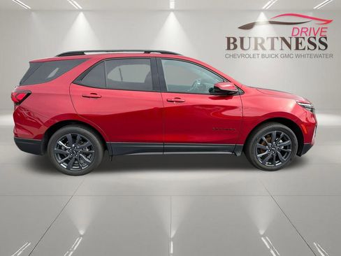 Certified 2024 Chevrolet Equinox RS w/ LPO, Floor Liner Package AWD/4WD image 9