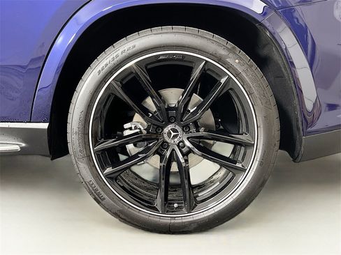 New 2025 Mercedes-Benz GLS 580 4MATIC image 34