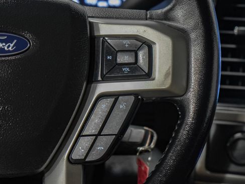 Used 2022 Ford F350 Lariat w/ Lariat Value Package AWD/4WD image 18