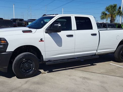 New 2026 RAM 2500 Tradesman AWD/4WD image 4
