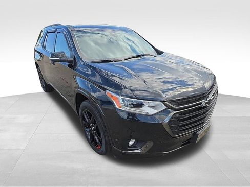 Used 2021 Chevrolet Traverse Premier w/ Redline Edition AWD/4WD image 1