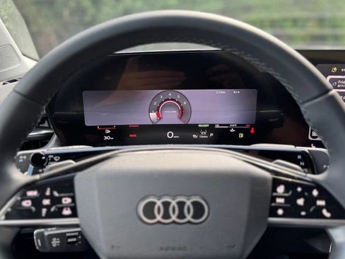 New 2026 Audi Q3 quattro 2.0T AWD/4WD image 19