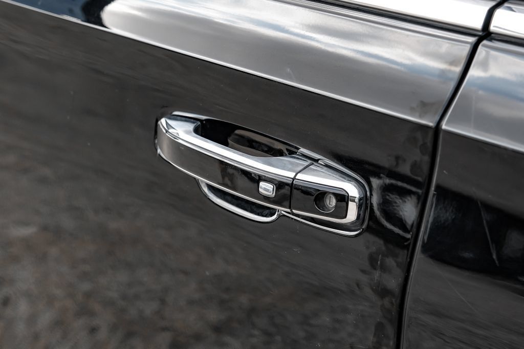 Used 2022 GMC Yukon Denali AWD/4WD image 49