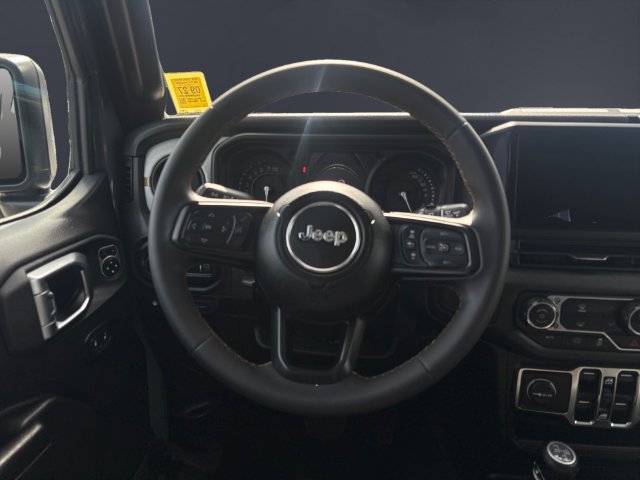 Used 2024 Jeep Wrangler Unlimited AWD/4WD image 12
