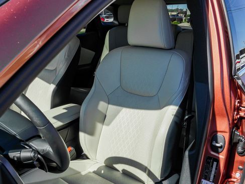 Used 2025 Lexus RX 350 w/ Convenience Package AWD/4WD image 17