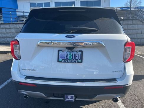 Used 2021 Ford Explorer Limited w/ Equipment Group 301A image 6