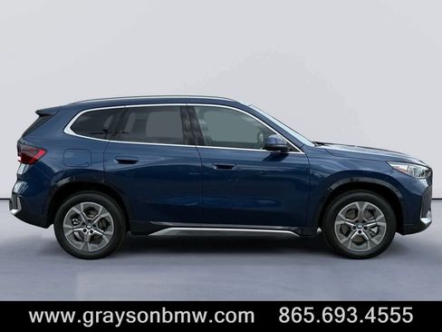 Used 2025 BMW X1 xDrive28i w/ Premium Package image 2