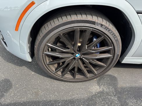 Used 2024 BMW X6 M60i AWD/4WD image 13