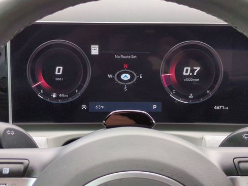 Used 2025 Hyundai Tucson Limited image 28